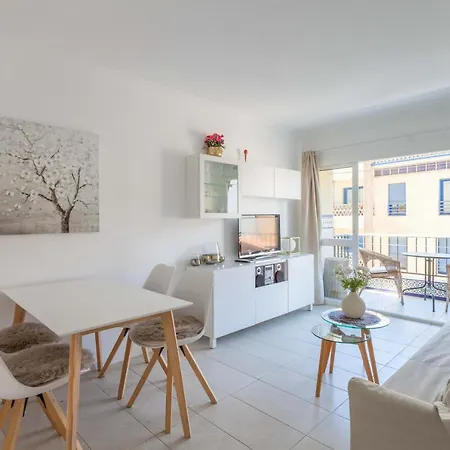 Apartment First Line Perla Seaviews Ref 60